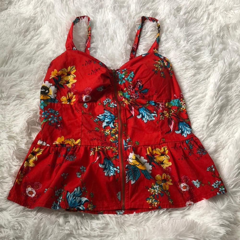 Tropical color top
